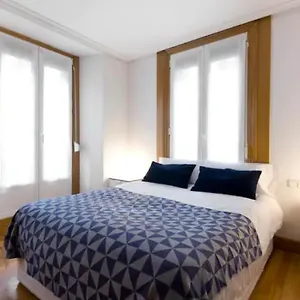 cmodo-apartamento-en-la-parte-vieja-old-town.basquecountryhotels.org/